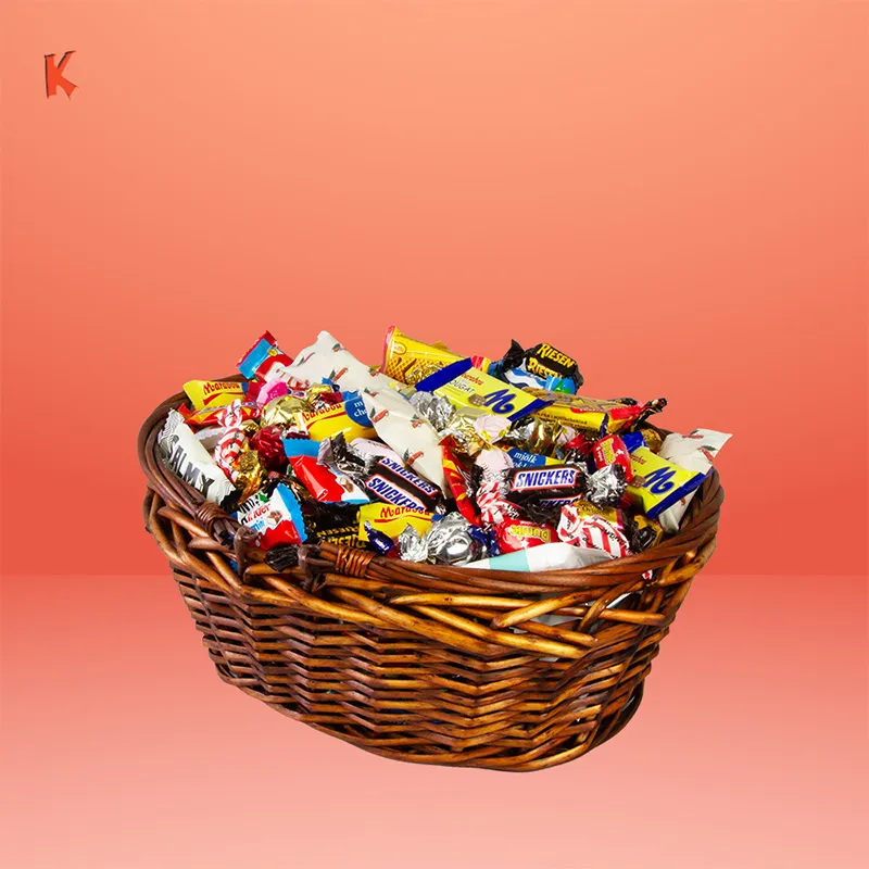 Julkorg stor med mixade pralinkulor 3500g
